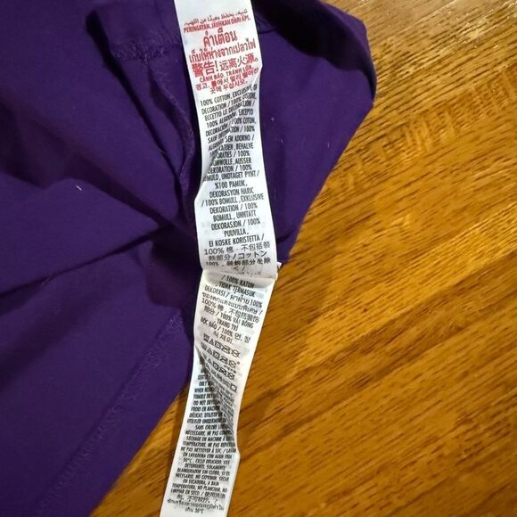 Disney Mickey Mouse and Friends T-Shirt Size XL NWT - Picture 11 of 11